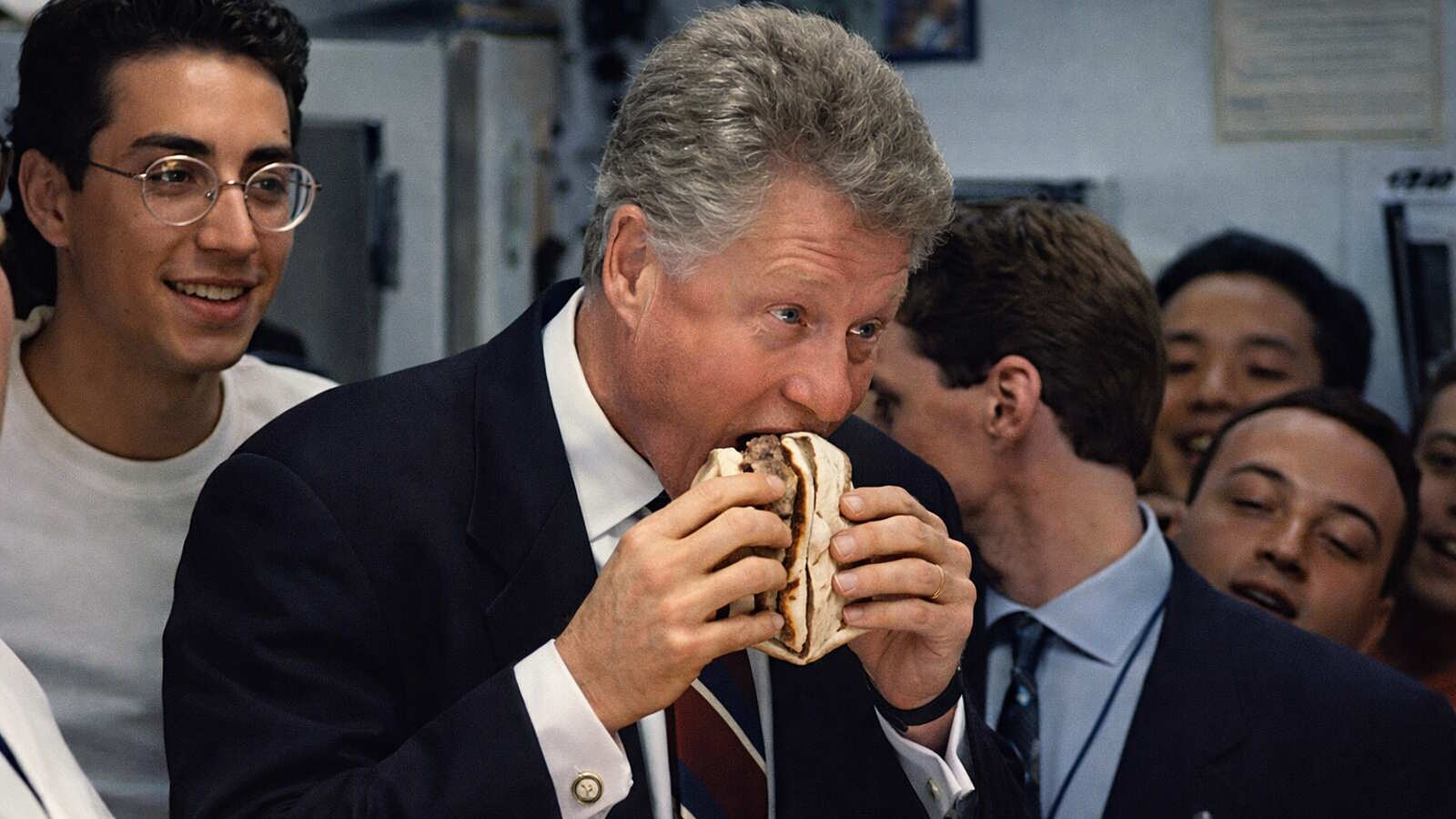 Bill Clinton la Pizza a Napoli che cambiò l’immagine della città