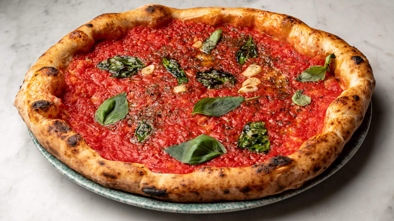A Napoli esistono la Marinara e la Margherita perfette? Foodish ne trova due da 20/20