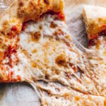 Quanto costa davvero fare una pizza Margherita in casa nel 2026? Abbiamo fatto i conti fino all’ultimo centesimo